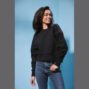 Cropped sweatshirt for women